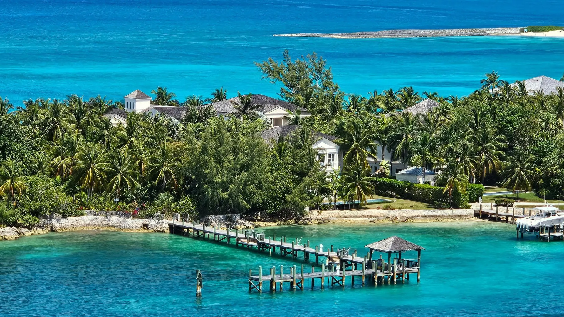 This Is the No. 1 Boating Destination in the Caribbean—and It Has Turquoise Waters and World-famous Cays